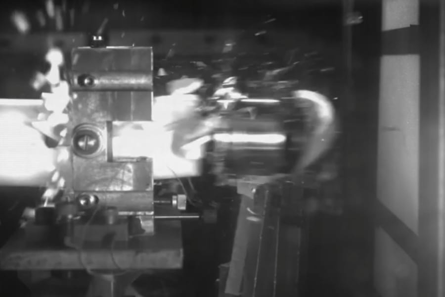 実験により、隕石衝突で宇宙に吹き飛ばされても細菌が生き残れることが示された