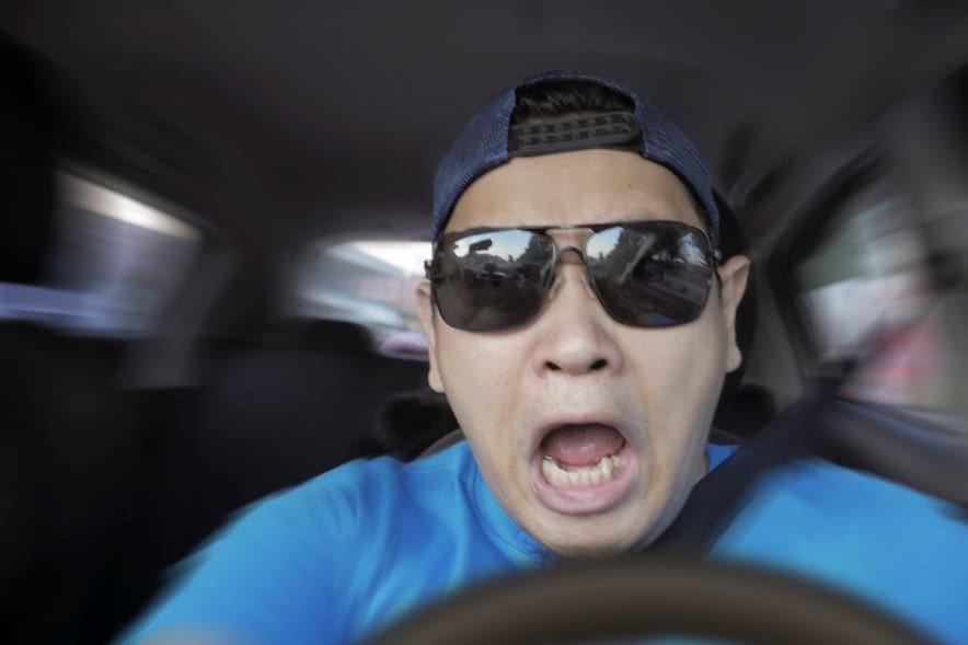 「事故を起こしやすいドライバー」をAIが道路に出る前に検出