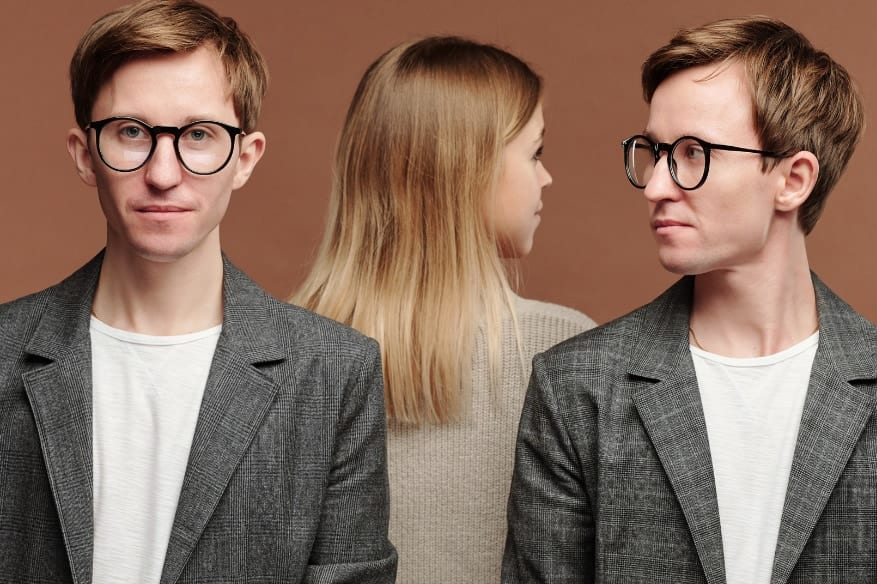 一卵性双生児の男性2人と性交・出産した女性、どちらが”父親”か分からなくなる