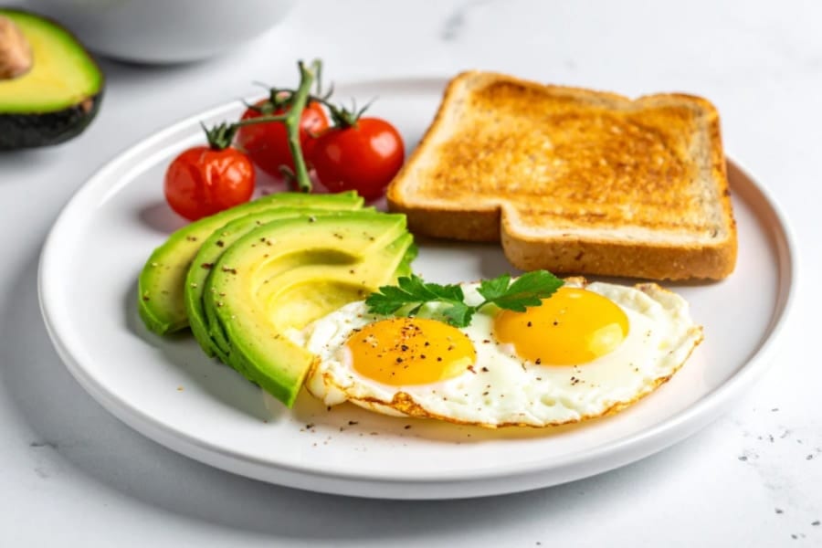 睡眠の質を高めたい人が食べるべき食品とは？