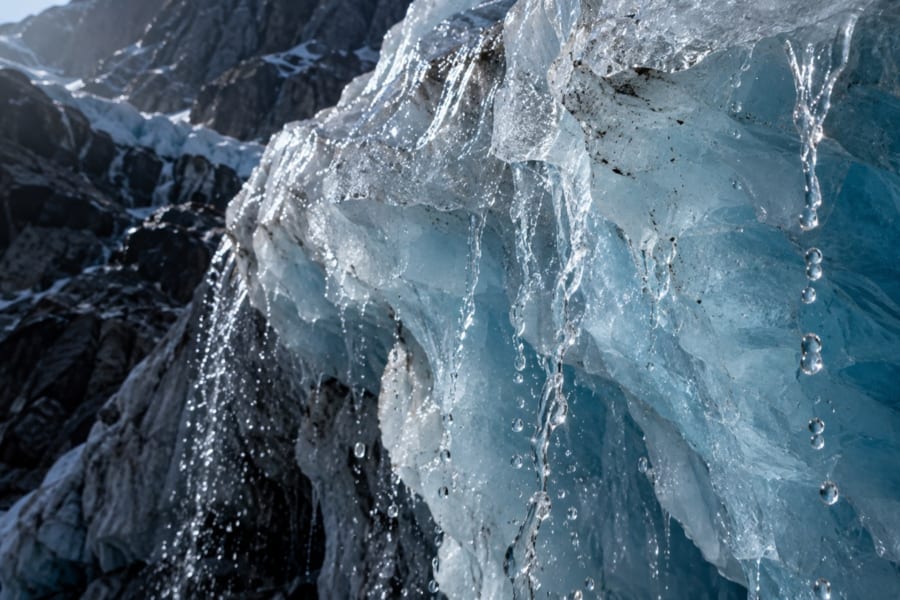 スイスの氷河が1年で「体積の5%以上」を失ったと判明